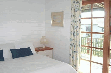 Billabong Cottage Bed And Breakfast - Tourism Caloundra 1