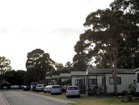 Bairnsdale Holiday Park - Tourism Caloundra 1
