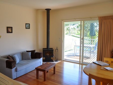 Stringybark Cottages - Tourism Caloundra 5