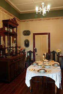Tara House Bed And Breakfast - Tourism Caloundra 1