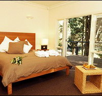 Lochiel Luxury Accommodation - Tourism Caloundra