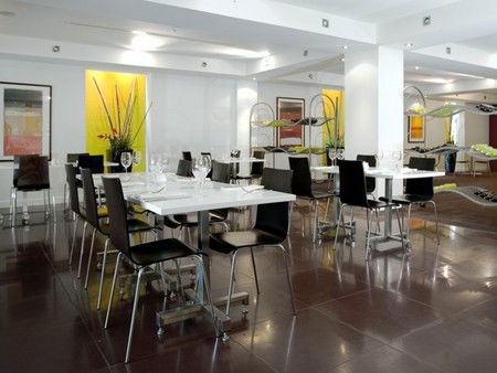 Vibe Hotel Carlton - Tourism Caloundra 1