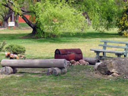 Omeo Caravan Park - Tourism Caloundra 5