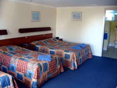 Opal Motel - Tourism Caloundra 2