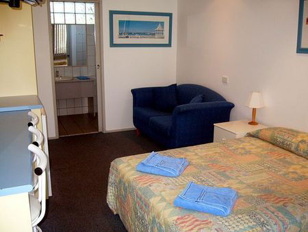 Moodys Motel - Tourism Caloundra 4