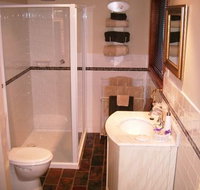 Heatherington Cottage - Tourism Caloundra