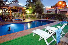 Mirrabooka Units - Tourism Caloundra 0