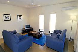 Mirrabooka Units - Tourism Caloundra 1