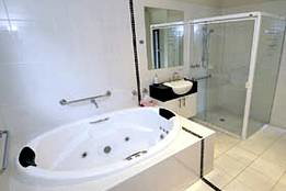 Mirrabooka Units - Tourism Caloundra 4