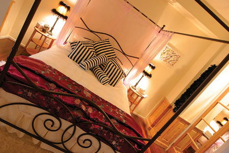 Azidene House - Tourism Caloundra 3