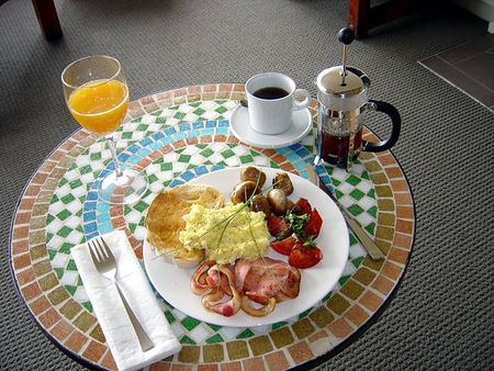 South Beach Haven - Tourism Caloundra 3