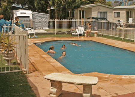Apollo Bay Holiday Park - Tourism Caloundra