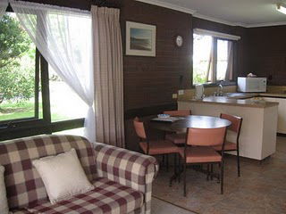 Paradise Court Villas - Tourism Caloundra 3