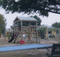 Alvina Holiday Cottages - Tourism Caloundra