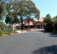 Banfields Motel and Conference Centre - Tourism Caloundra