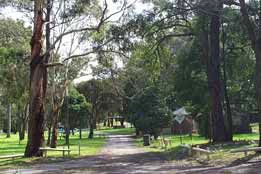 Moe Gardens Caravan Park - Tourism Caloundra 0