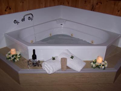 Venus Bay Getaways - Tourism Caloundra 2