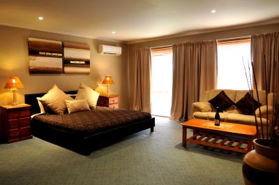 Venus Bay Getaways - Tourism Caloundra 5