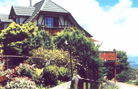 Christel and Tony's Chalet - Tourism Caloundra