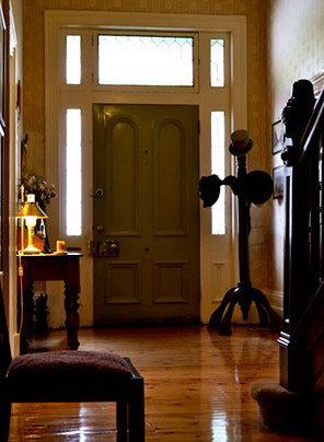 Bishopscourt Bed And Breakfast - Tourism Caloundra 3