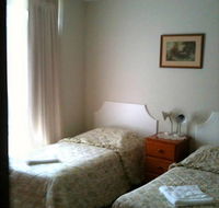 Camellia Court House and Holiday Apartments - Tourism Caloundra