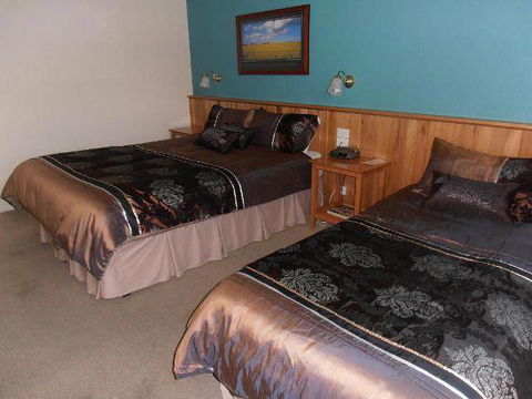 Moe Motor Inn - Tourism Caloundra 4