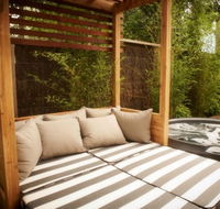 Lake House - Tourism Caloundra