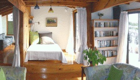 Aurora Beach Cottage - Tourism Caloundra 2