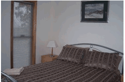 Yakkalla Holiday Cottage - Tourism Caloundra 3