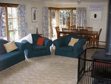 Mansfield House - Tourism Caloundra 2