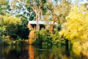 Che Sara Sara Chalets - Tourism Caloundra 0