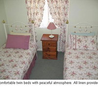 Glen Eden Cottages - Tourism Caloundra