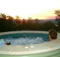 Wallaby Ridge Retreat - Tourism Caloundra