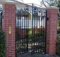 Gates Cottage Bed  Breakfast - Tourism Caloundra