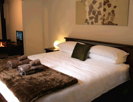 Mystwood Retreats - Tourism Caloundra 1
