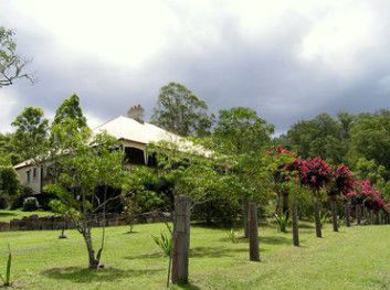Guesthouse Mulla Villa - Tourism Caloundra 0