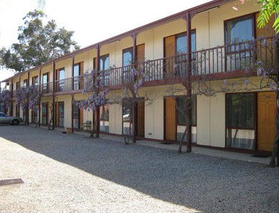 Central Motor Inn Wentworth - Tourism Caloundra 0