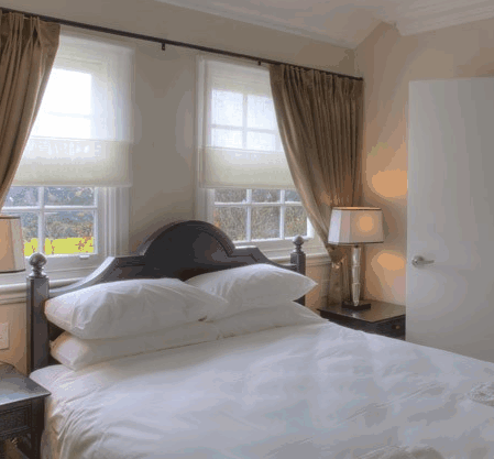 Wallacia Hotel - Tourism Caloundra 0