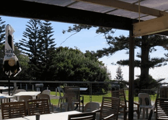 Tathra Hotel - Tourism Caloundra 2