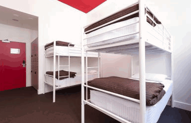 Next Bounce Hotel And Backpackers - Tourism Caloundra 4