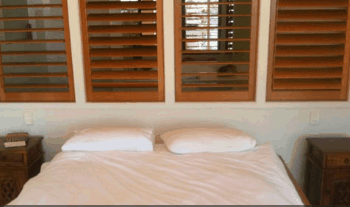 Seal Rocks House - Tourism Caloundra 2