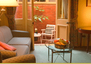 Simpsons Hotel Potts Point - Tourism Caloundra 3
