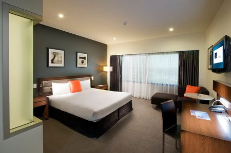 Novotel Brisbane Airport Hotel - Tourism Caloundra 2