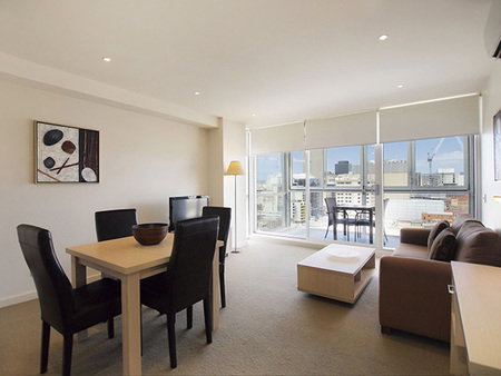 Oaks IStay Precinct - Tourism Caloundra 0