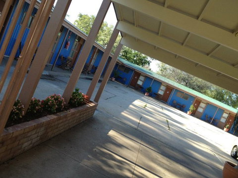 Coolabah Motel - Tourism Caloundra 1