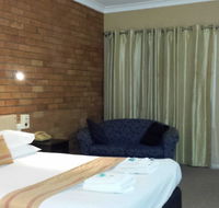 AA Hilldrop Motor Inn - Tourism Caloundra