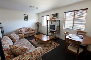 Key Lodge Motel - Tourism Caloundra 2