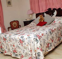 Jan's Bed  Breakfast - Tourism Caloundra