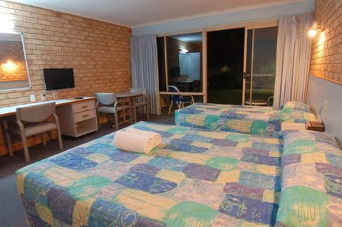 Sunshine Coast Motor Lodge - Tourism Caloundra 1