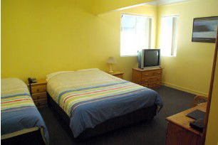 Dorchester Inn - Tourism Caloundra 2